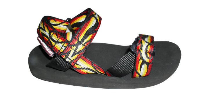 JOLA výroba obuvi / sportovní barevné páskové sandále